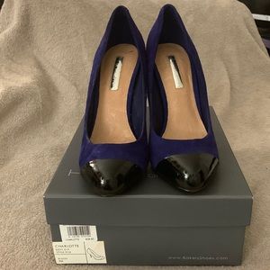 H by Halston Dress pumps with patent leather toe